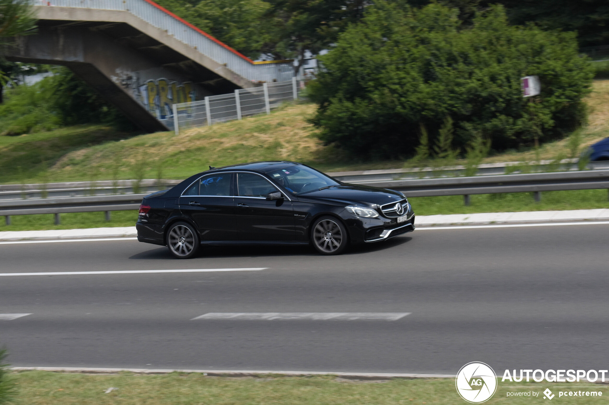 Mercedes-Benz E 63 AMG S W212