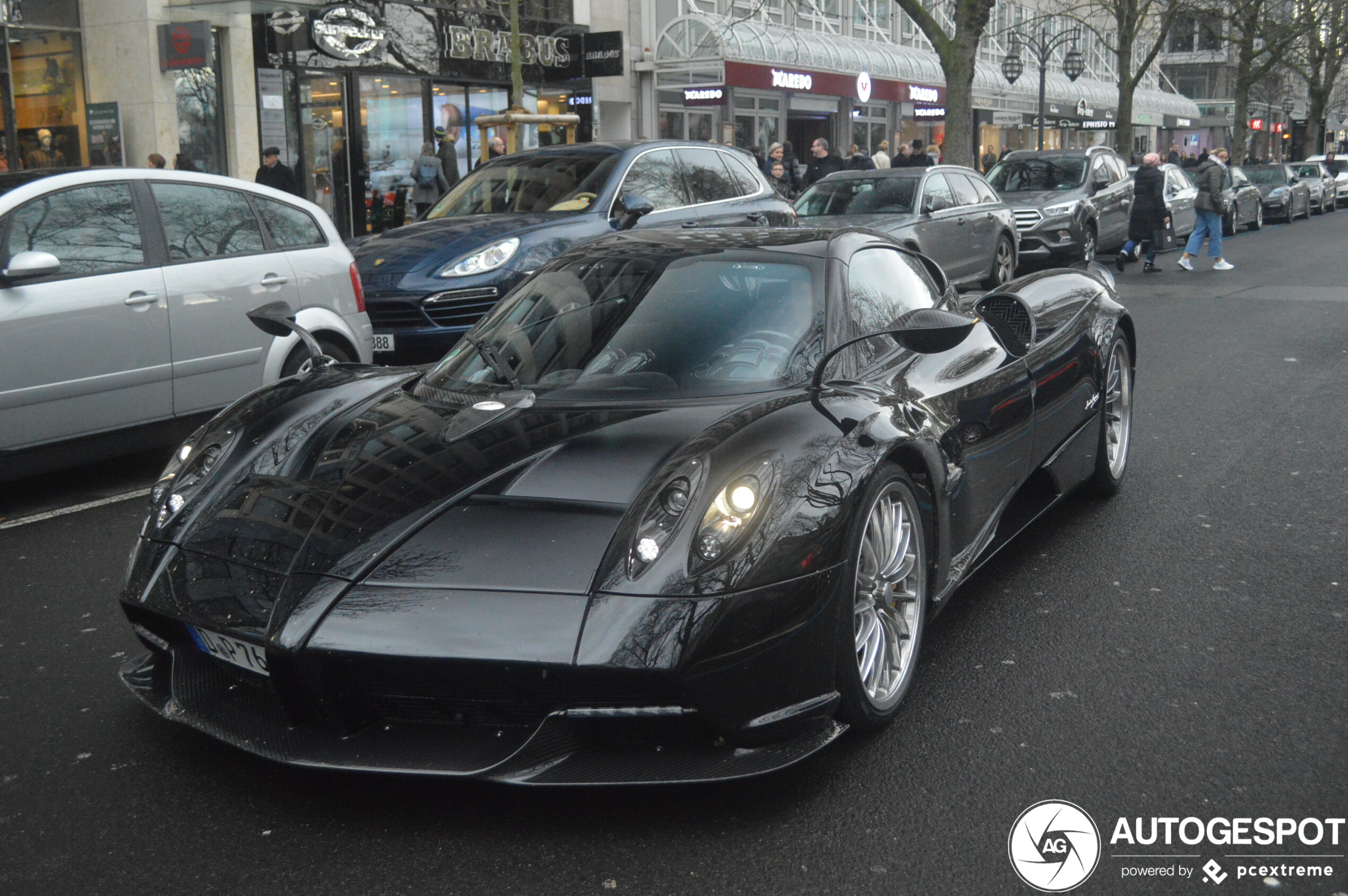 Pagani Huayra Roadster