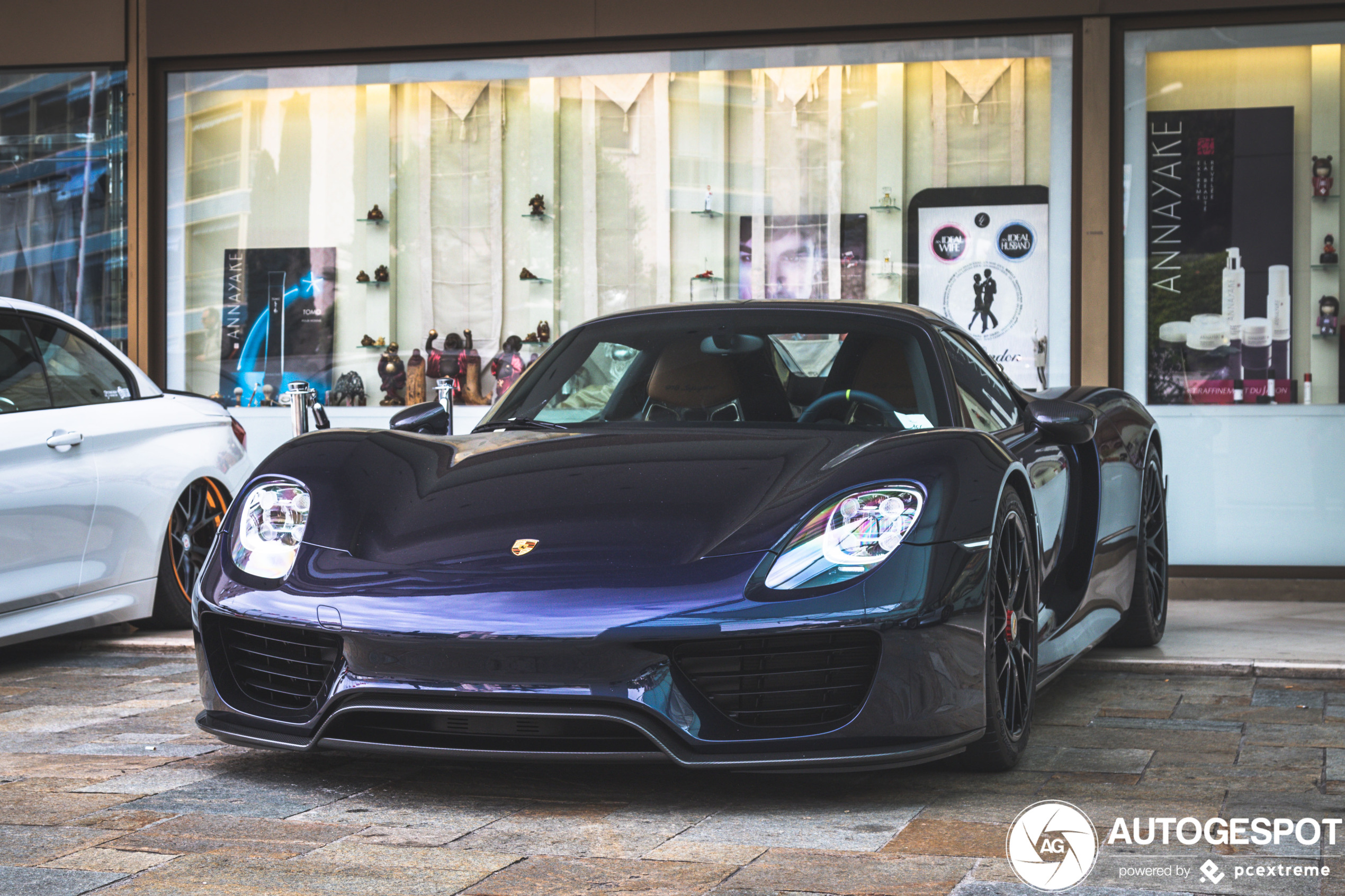 Porsche 918 Spyder Weissach Package