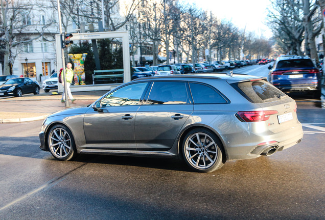 Audi RS4 Avant B9