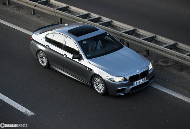 BMW M5 F10 2011