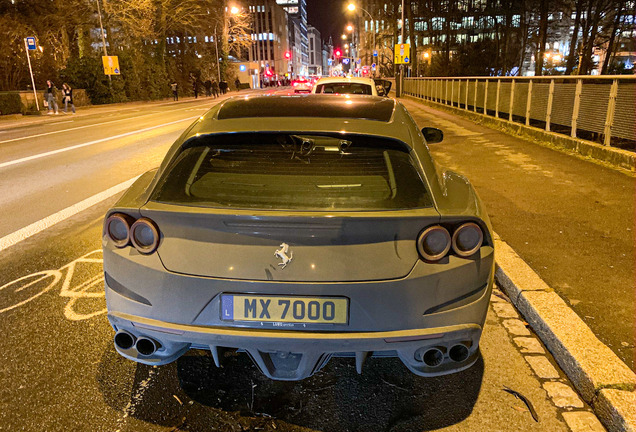 Ferrari GTC4Lusso T