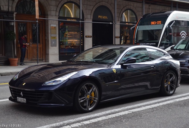 Ferrari GTC4Lusso