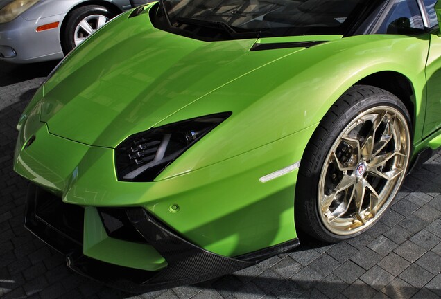 Lamborghini Aventador LP700-4 Roadster Vorsteiner Zaragoza