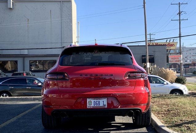 Porsche 95B Macan GTS