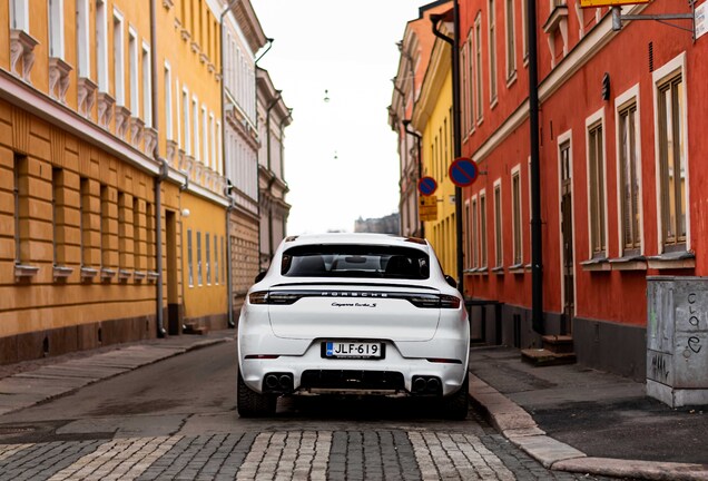 Porsche Cayenne Coupé Turbo S E-Hybrid