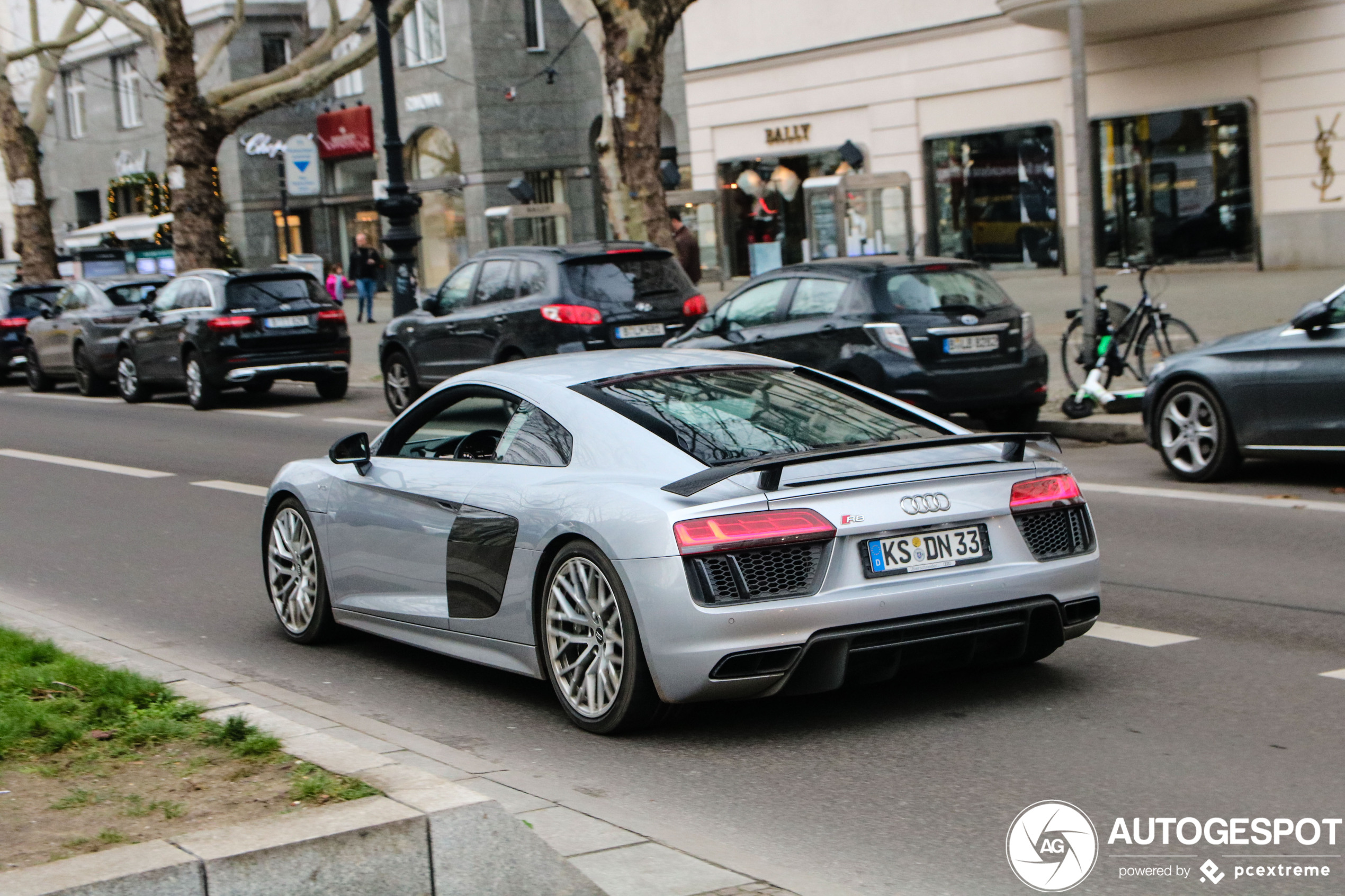 Audi R8 V10 Plus 2015