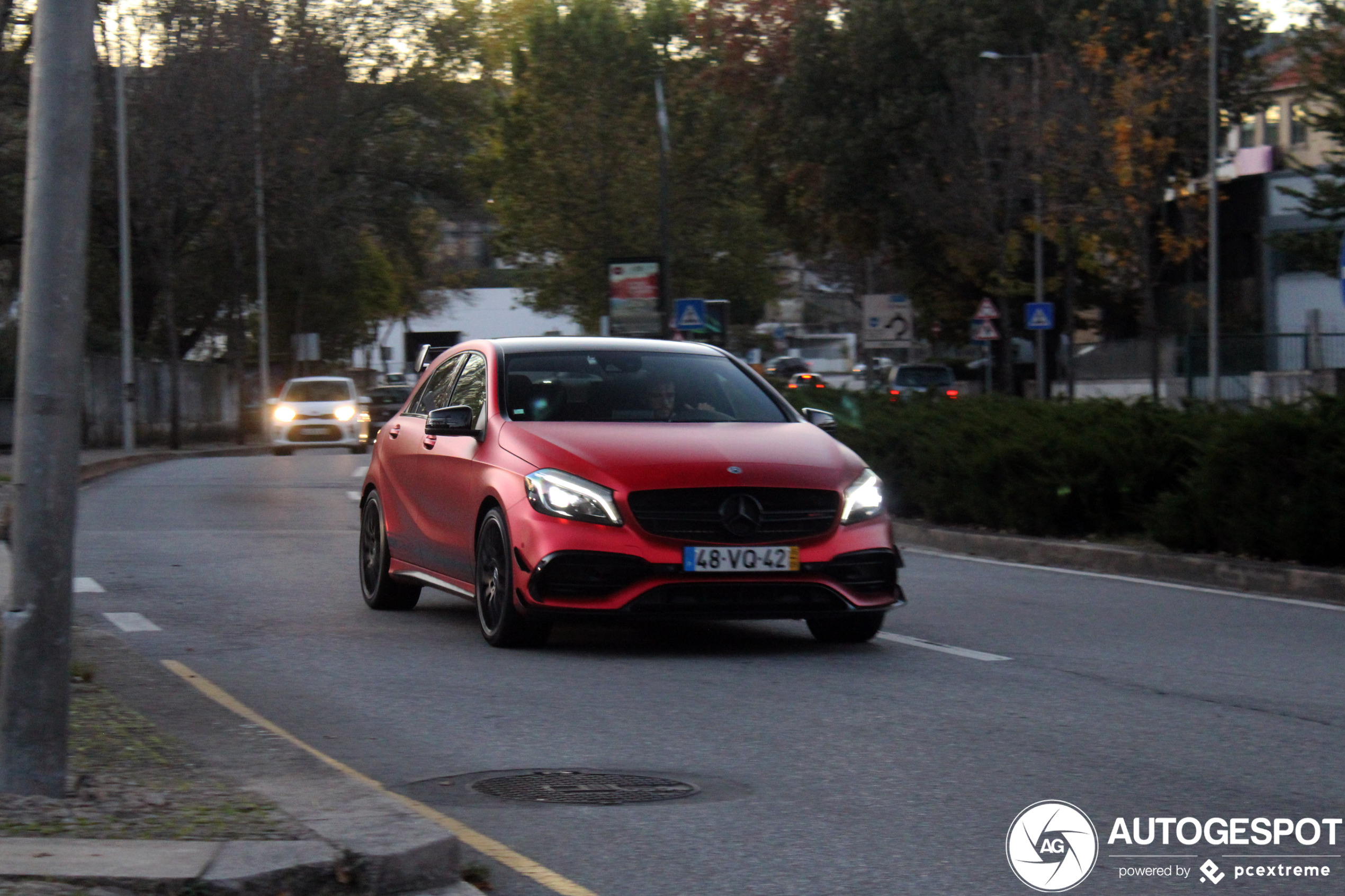 Mercedes-AMG A 45 W176 2015