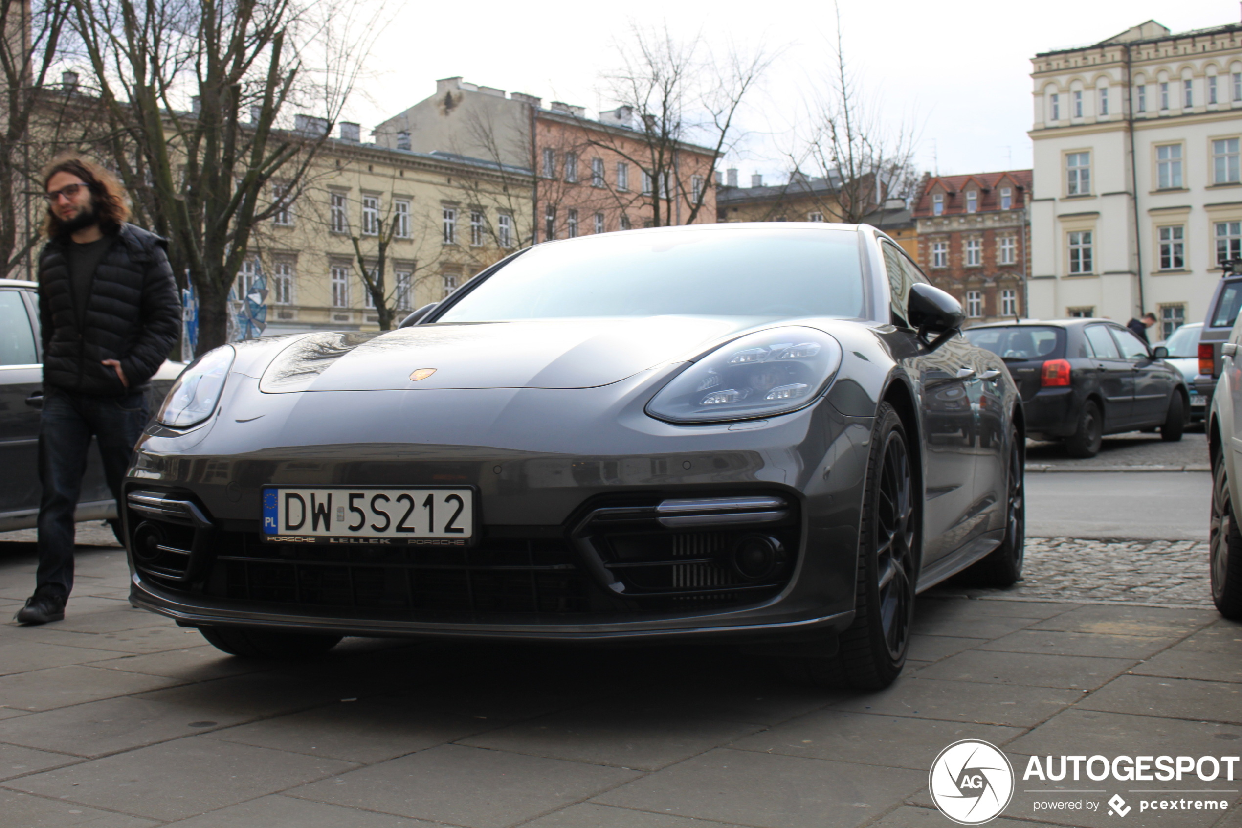 Porsche 971 Panamera Turbo Sport Turismo