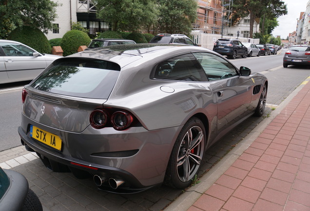 Ferrari GTC4Lusso