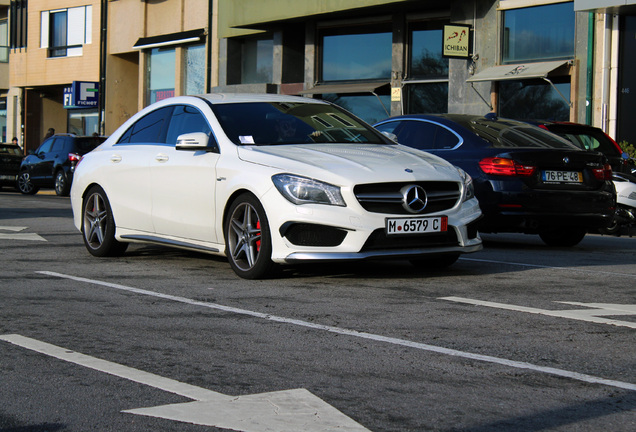 Mercedes-Benz CLA 45 AMG C117