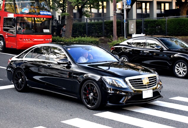 Mercedes-Benz S 63 AMG V222