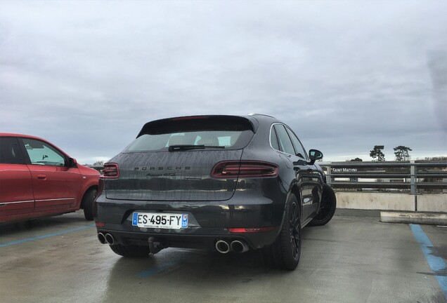 Porsche 95B Macan GTS