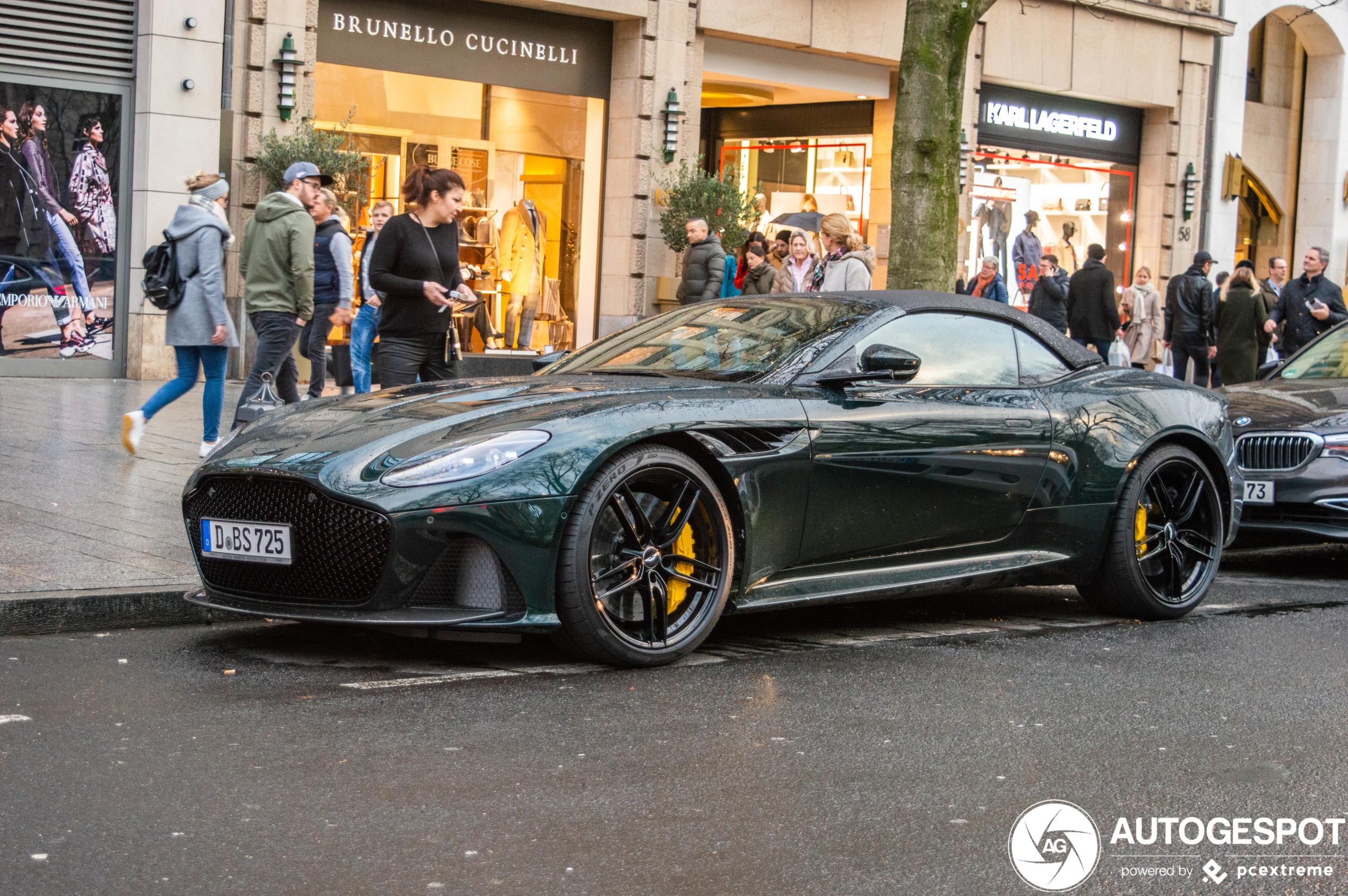 Aston Martin DBS Superleggera Volante