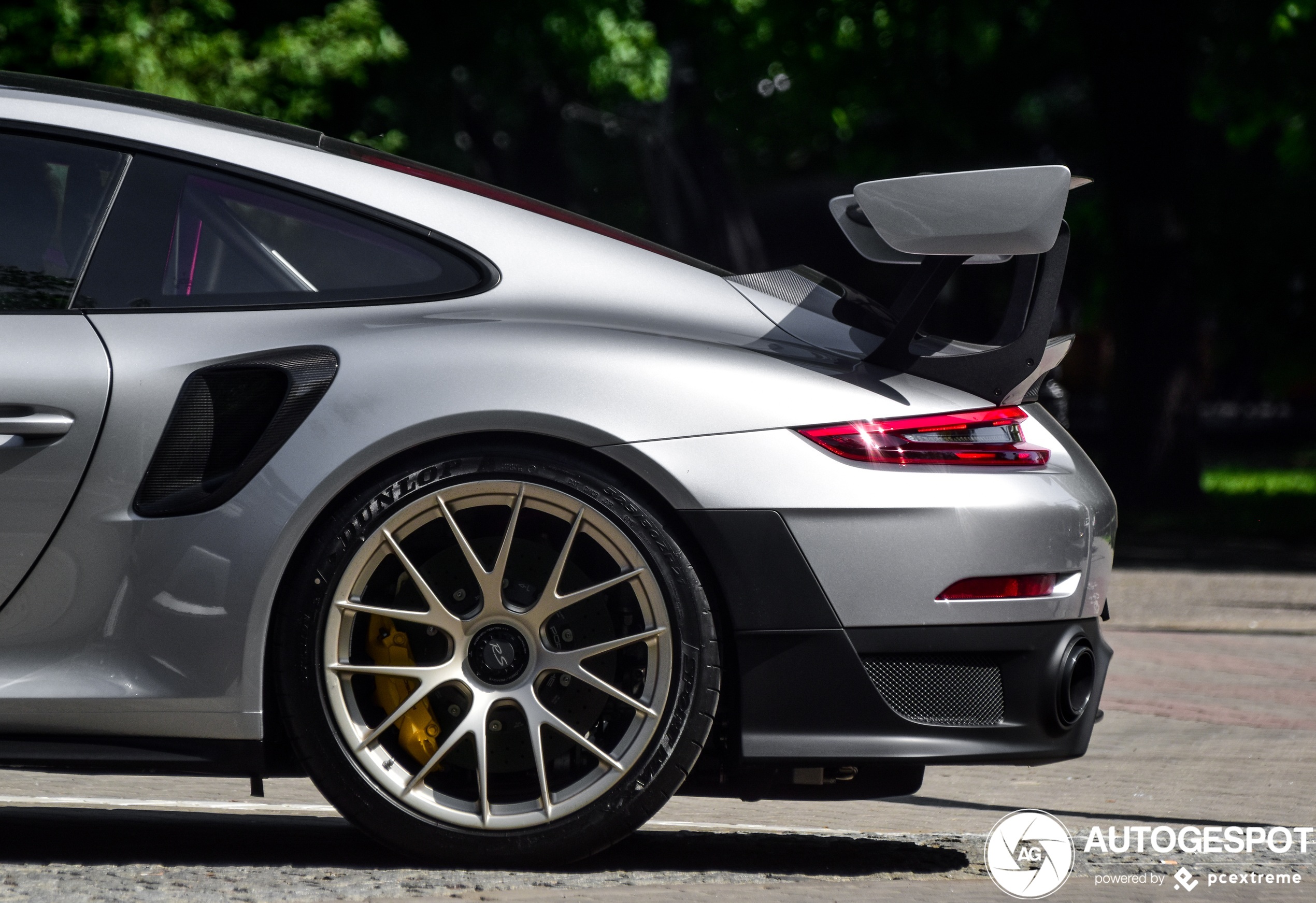 Porsche 991 GT2 RS Weissach Package