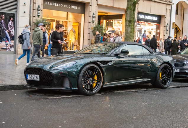 Aston Martin DBS Superleggera Volante