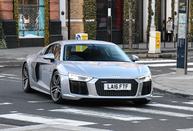 Audi R8 V10 2015