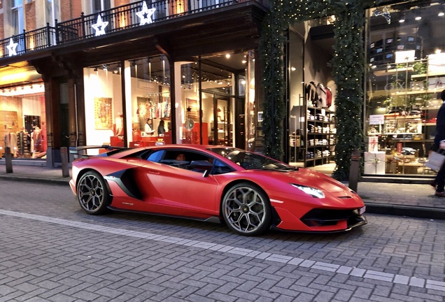 Lamborghini Aventador LP770-4 SVJ