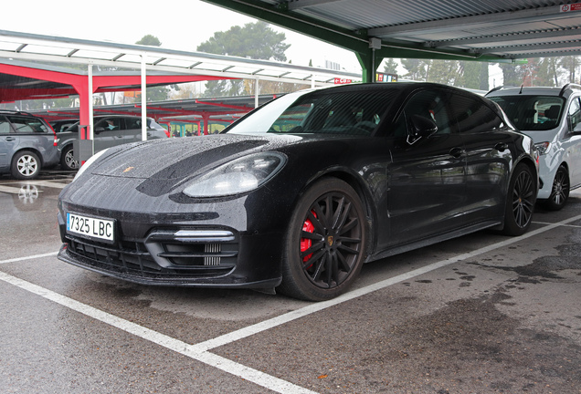 Porsche 971 Panamera GTS Sport Turismo