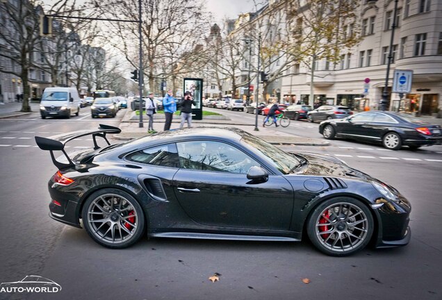 Porsche 991 GT3 RS MkII Weissach Package