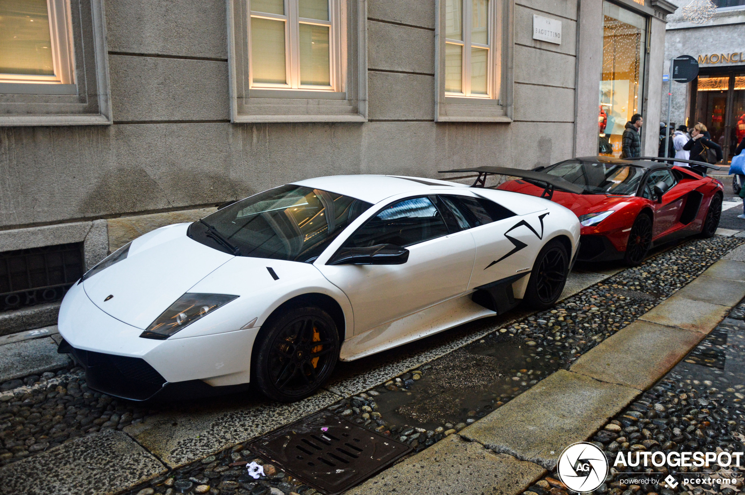 Lamborghini Murciélago LP670-4 SV komt laatste kerstinkopen doen