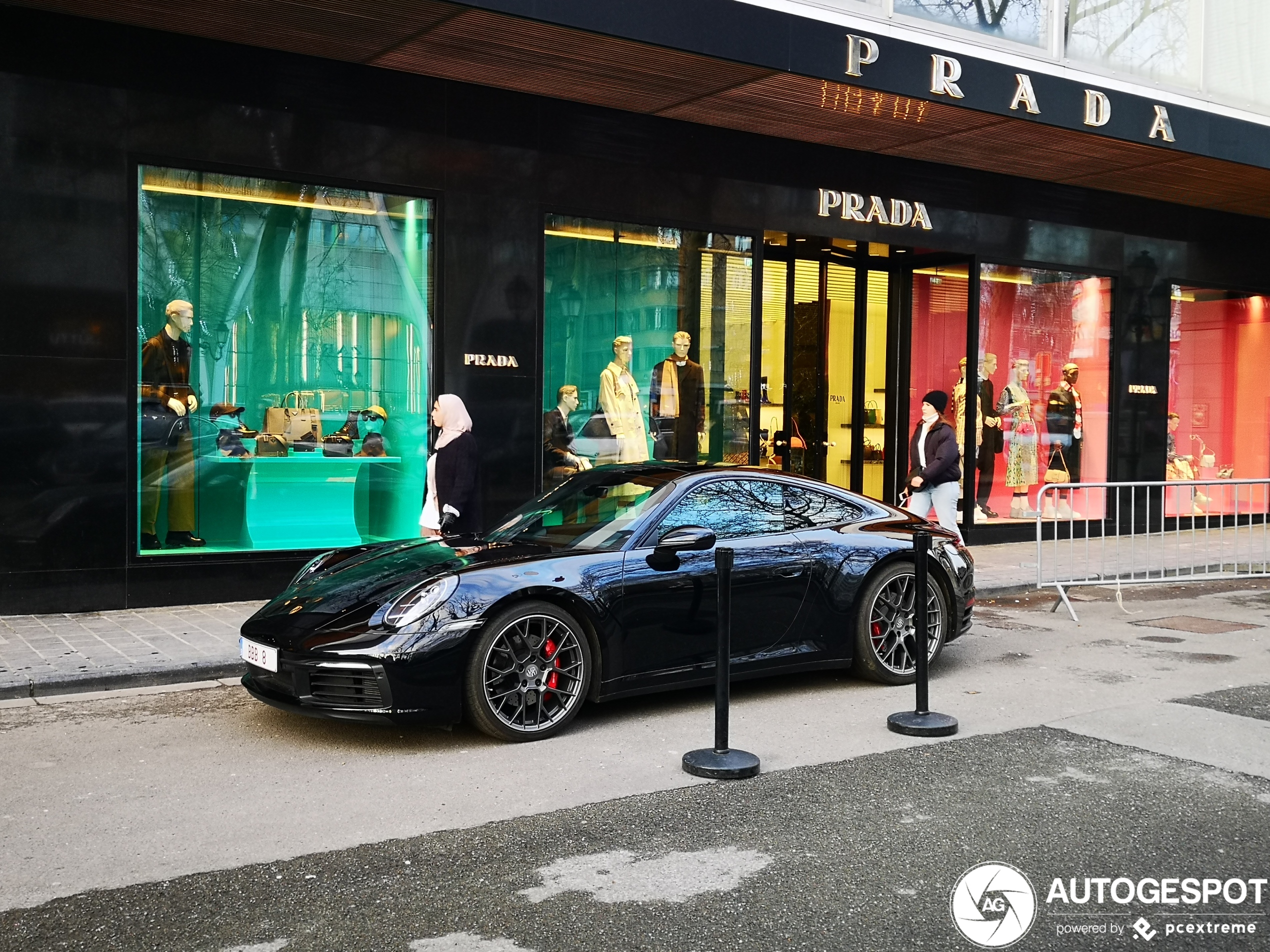 Porsche 992 Carrera 4S