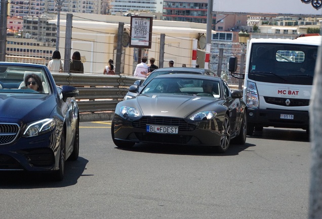 Aston Martin V8 Vantage 2012