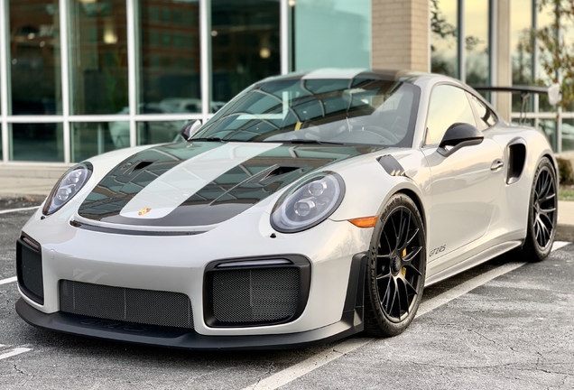 Porsche 991 GT2 RS Weissach Package