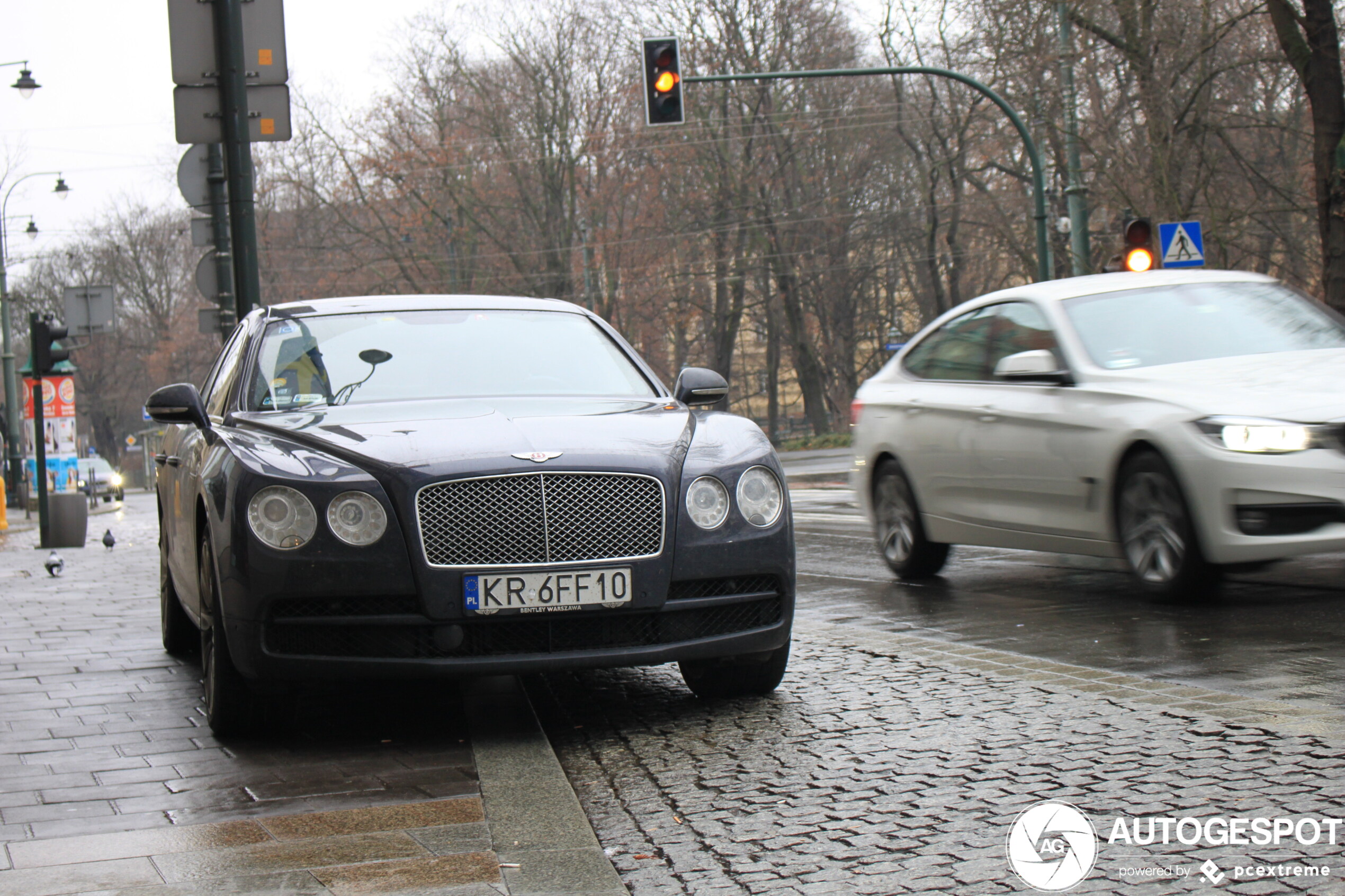 Bentley Flying Spur V8