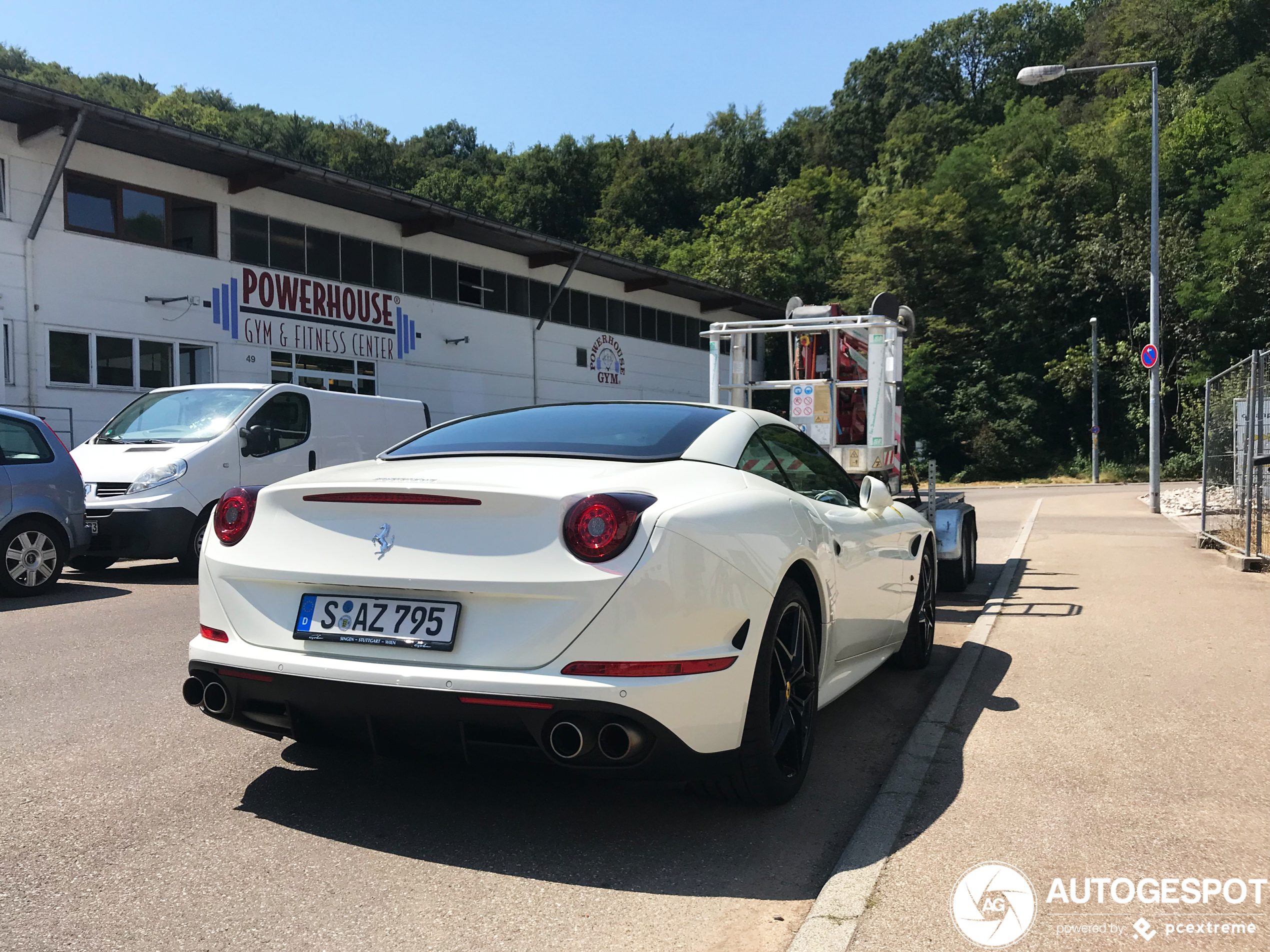 Ferrari California T