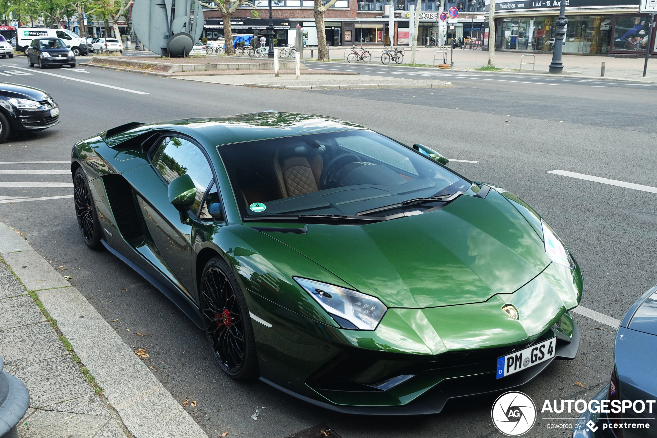 Lamborghini Aventador S LP740-4