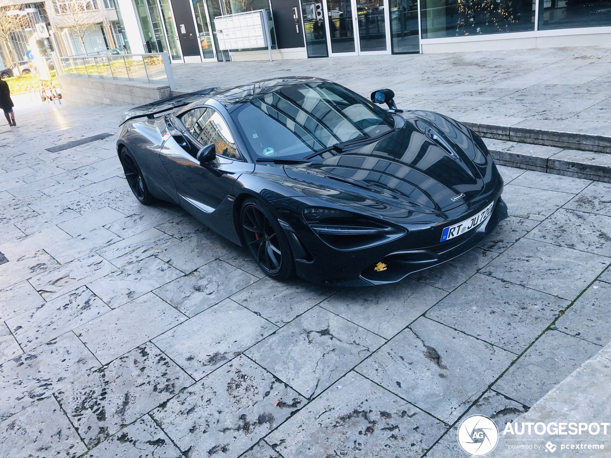 McLaren 720S