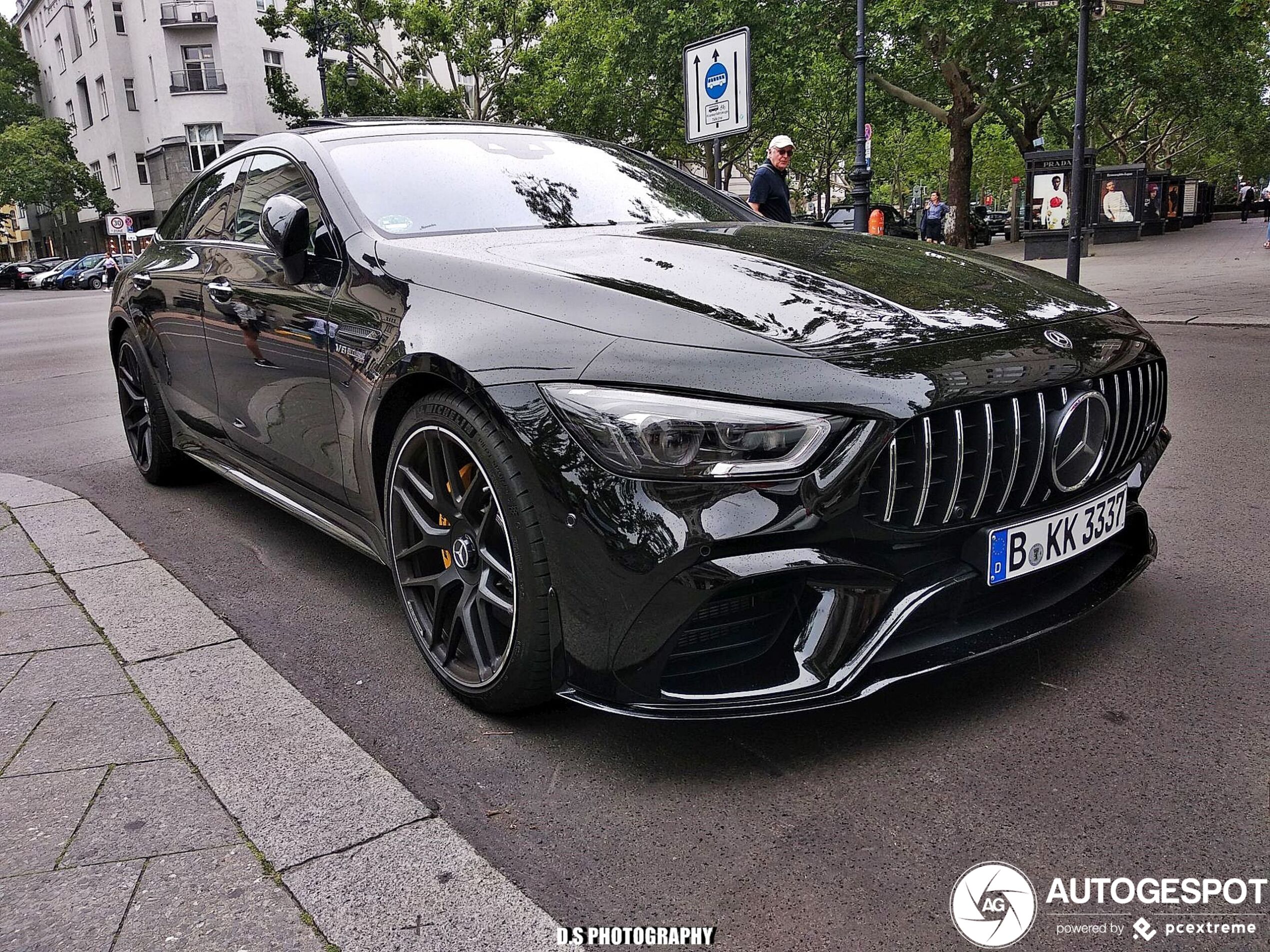 Mercedes-AMG GT 63 S X290