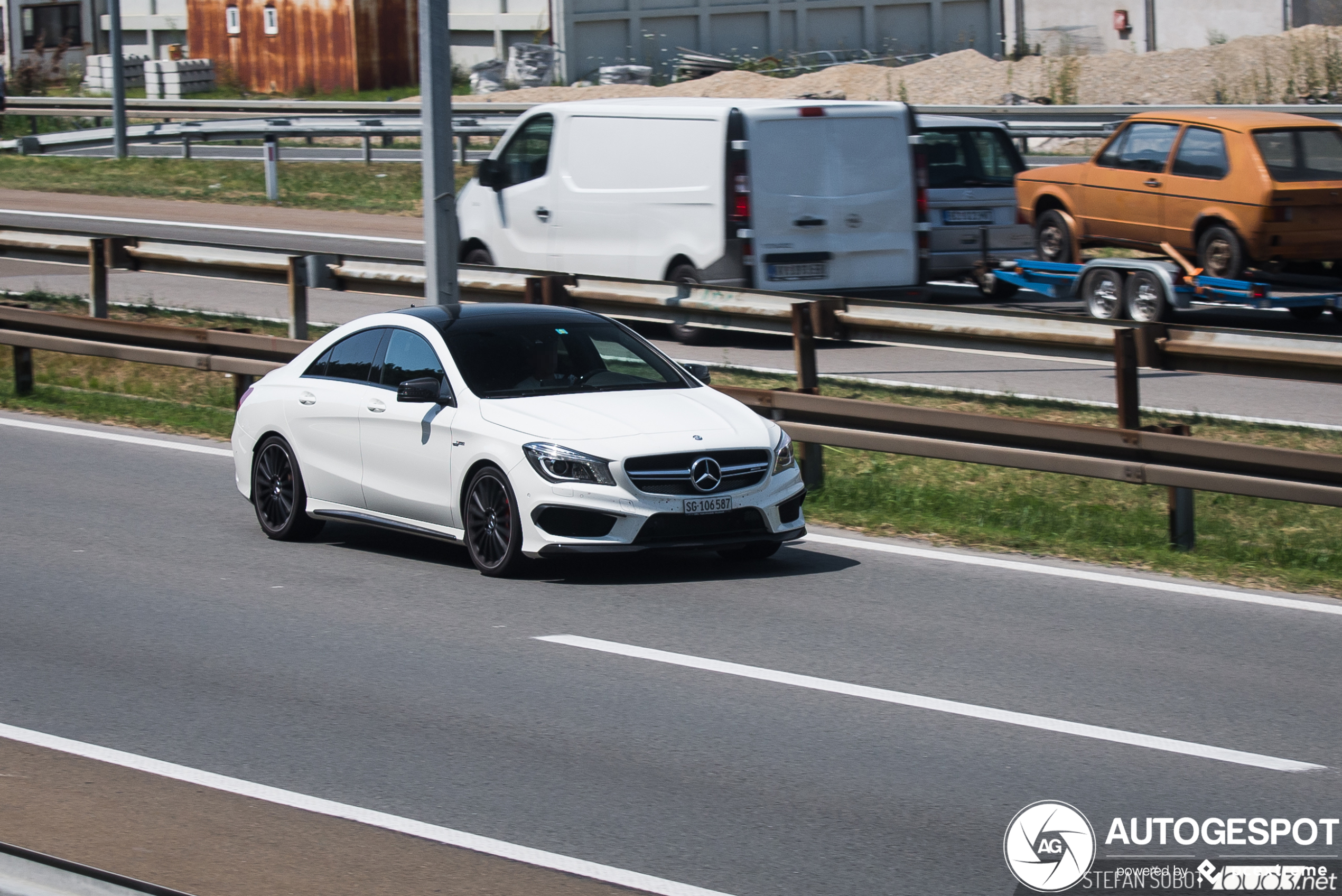 Mercedes-Benz CLA 45 AMG C117