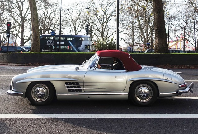 Mercedes-Benz 300SL Roadster