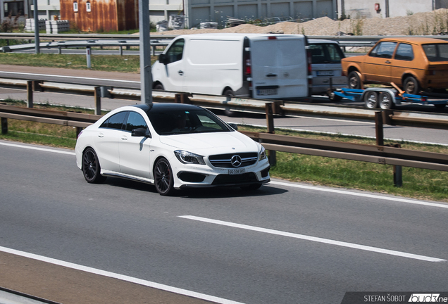 Mercedes-Benz CLA 45 AMG C117