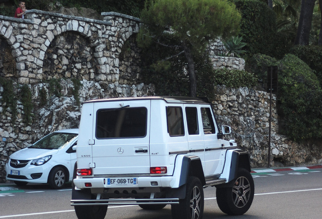 Mercedes-Benz G 500 4X4²