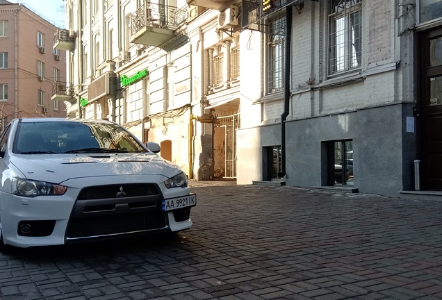 Mitsubishi Lancer Evolution X