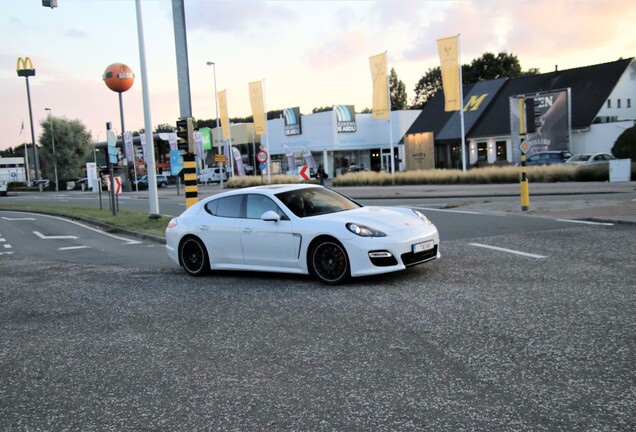 Porsche 970 Panamera GTS MkI