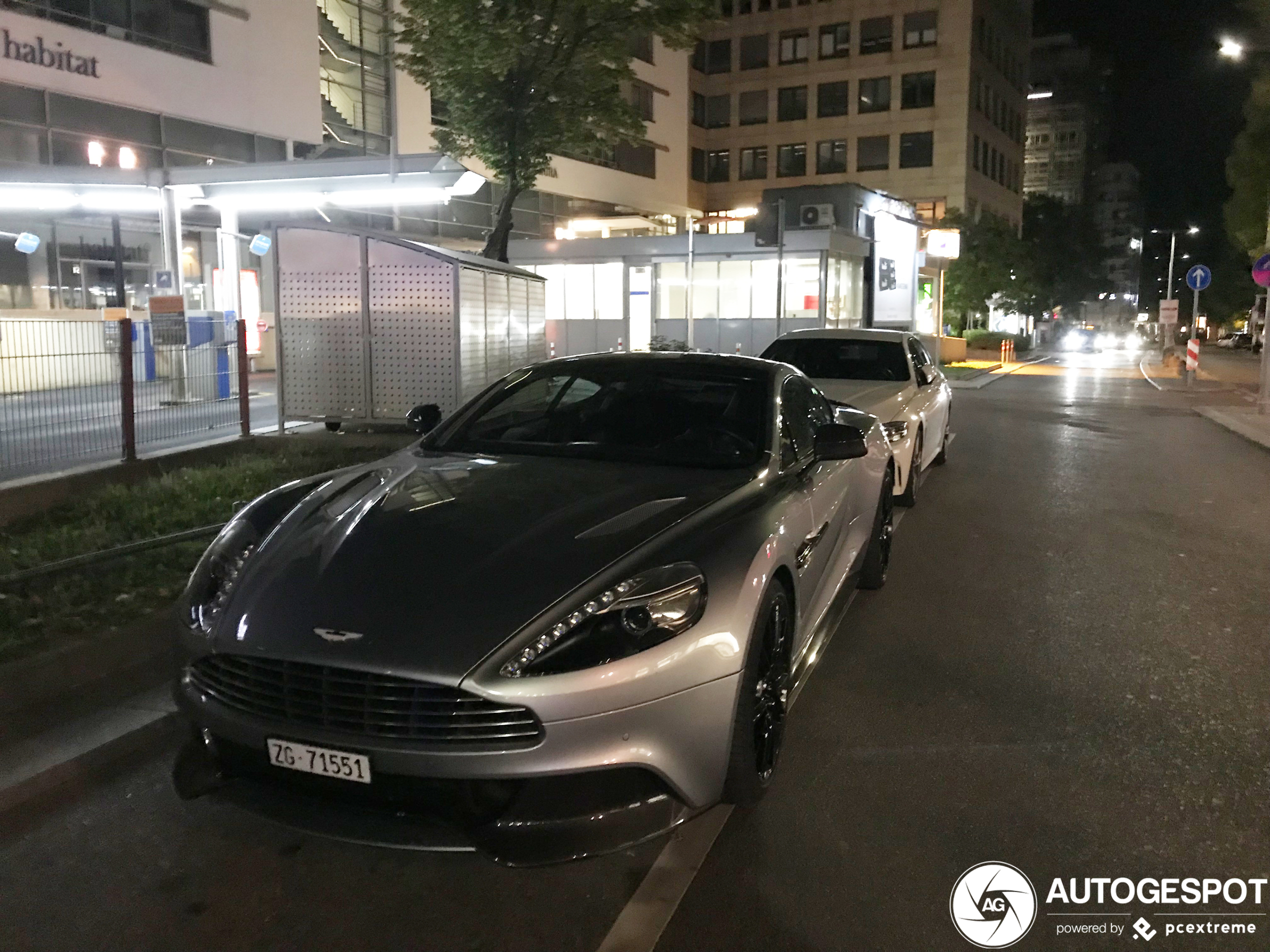 Aston Martin Vanquish 2013