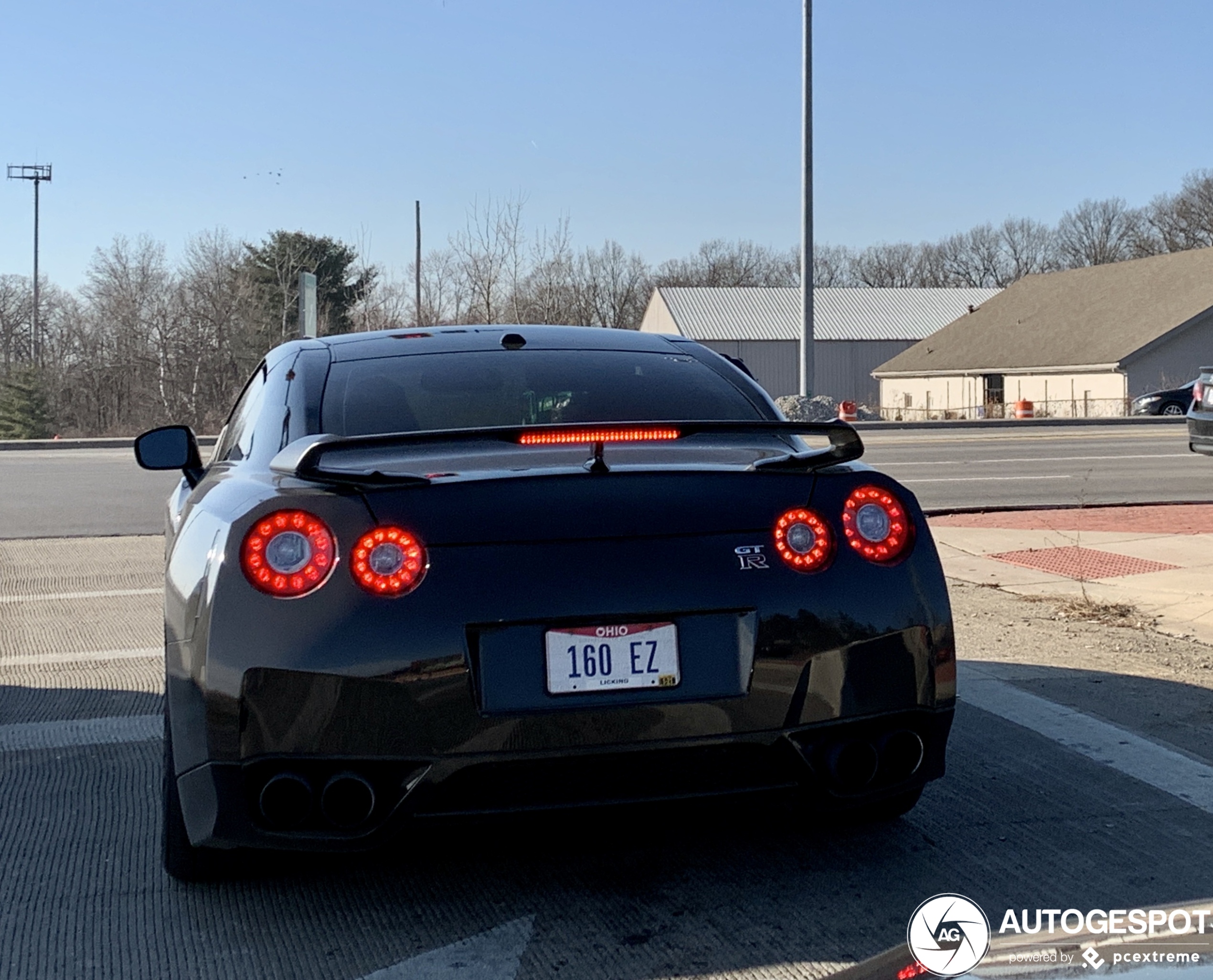 Nissan GT-R