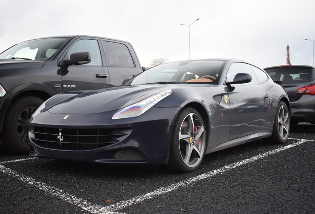 Ferrari FF