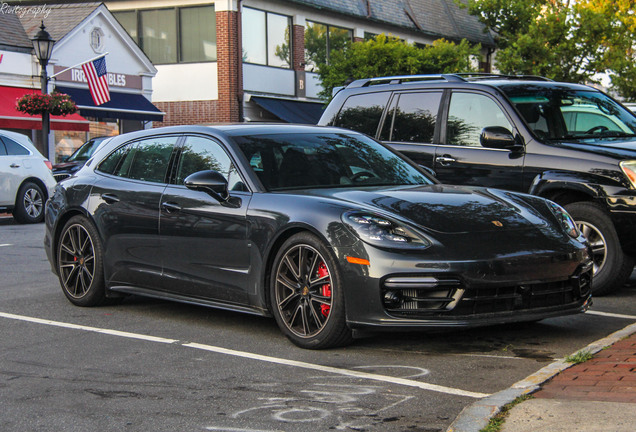 Porsche 971 Panamera Turbo Sport Turismo