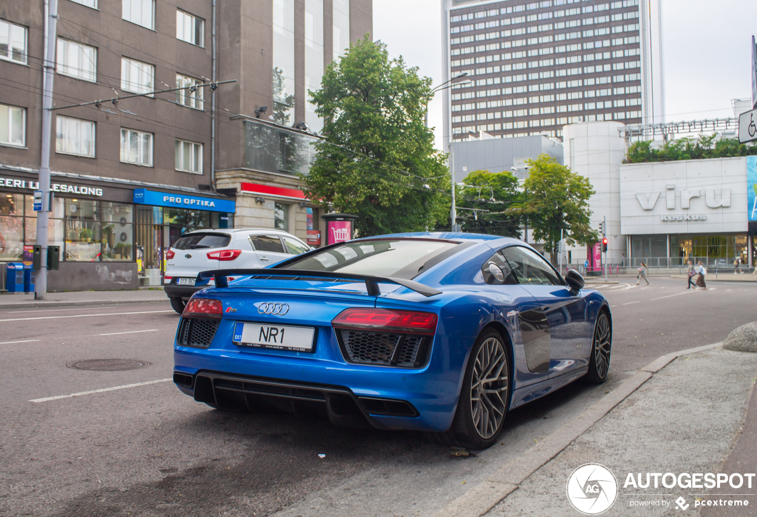 Audi R8 V10 Plus 2015