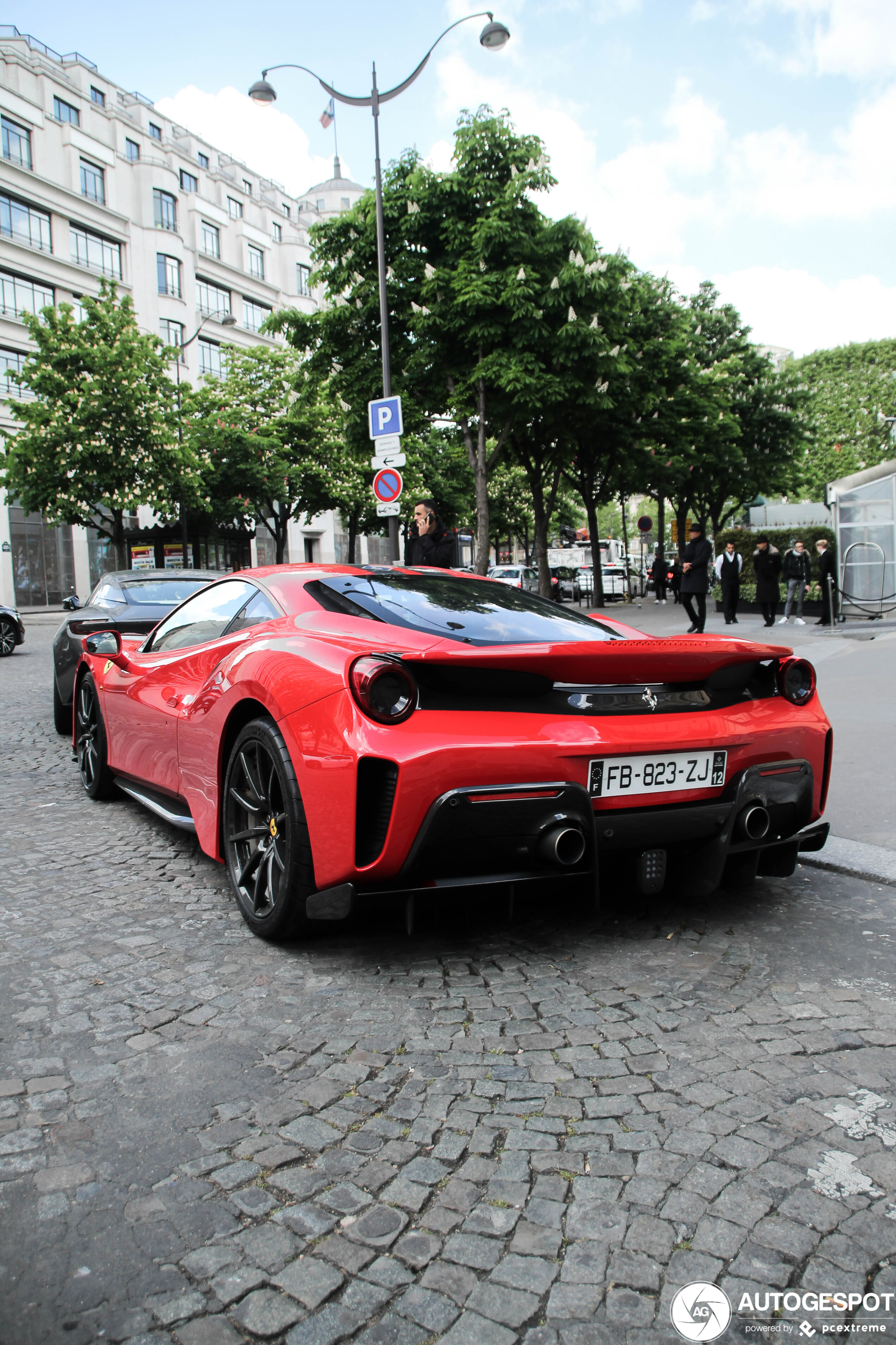 Ferrari 488 Pista