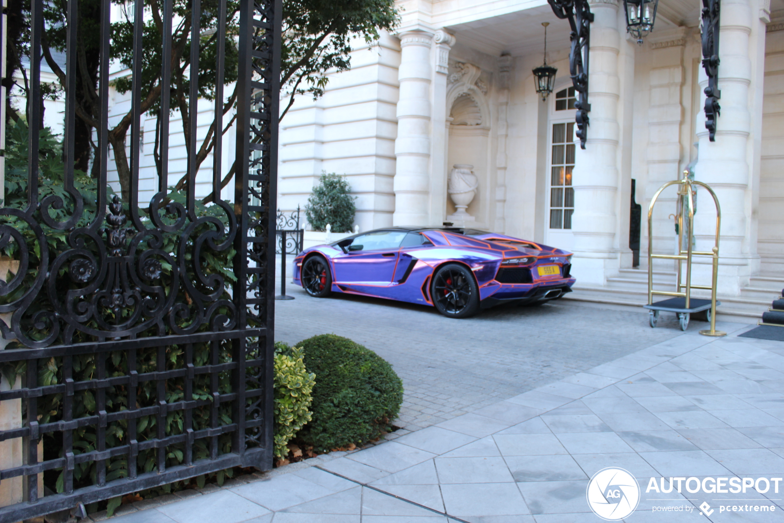 Lamborghini Aventador LP700-4 Roadster