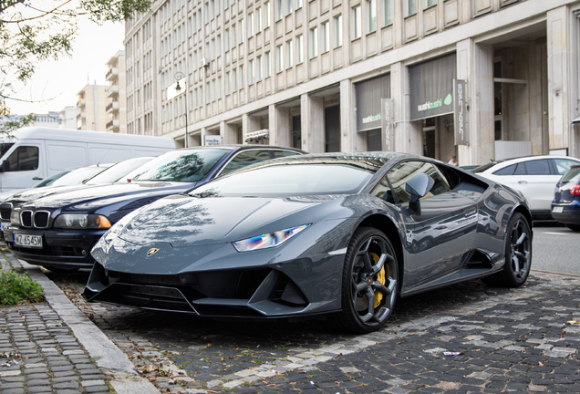 Lamborghini Huracán LP640-4 EVO