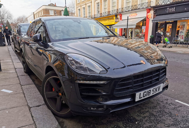 Porsche 95B Macan GTS