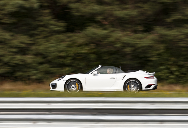 Porsche 991 Turbo S Cabriolet MkII