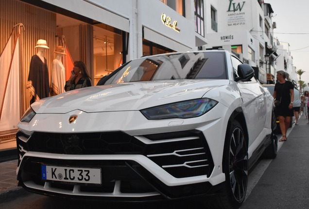 Lamborghini Urus